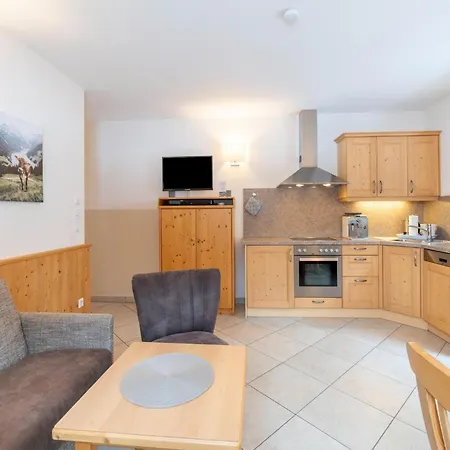 In Hollersbach With Terrace Casa de Férias