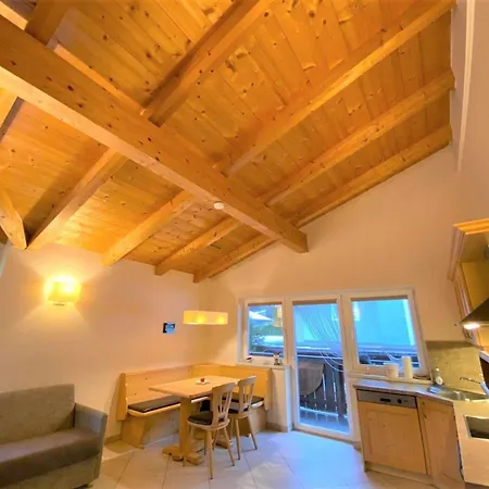 In Hollersbach With Terrace Casa de Férias